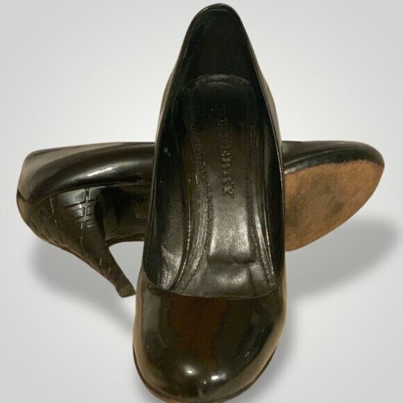 Burberry Patent Leather Pumps - Picture 8 of 10